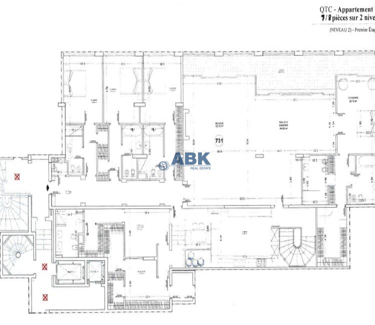 FONTVIEILLE - EXCEPTIONNEL APPARTEMENT DE 6 CHAMBRES AVEC PISCINE A LOUER