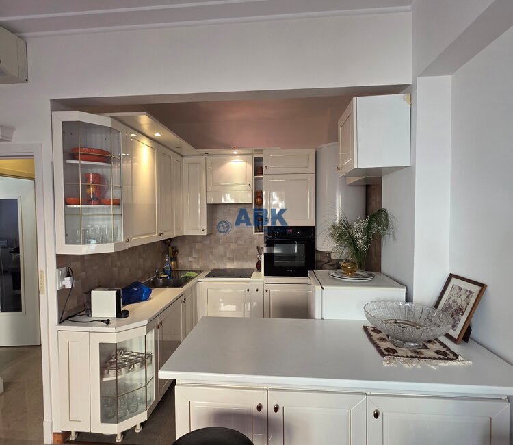 VICTORIA PALACE - 2 PIECES A RENOVER